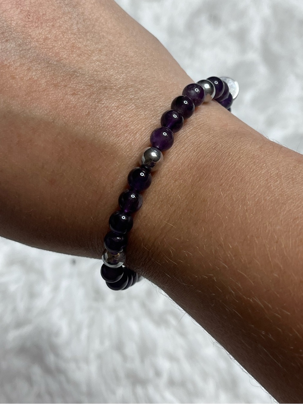 IT Cosmetics Amethyst Bead Stretch Bracelet